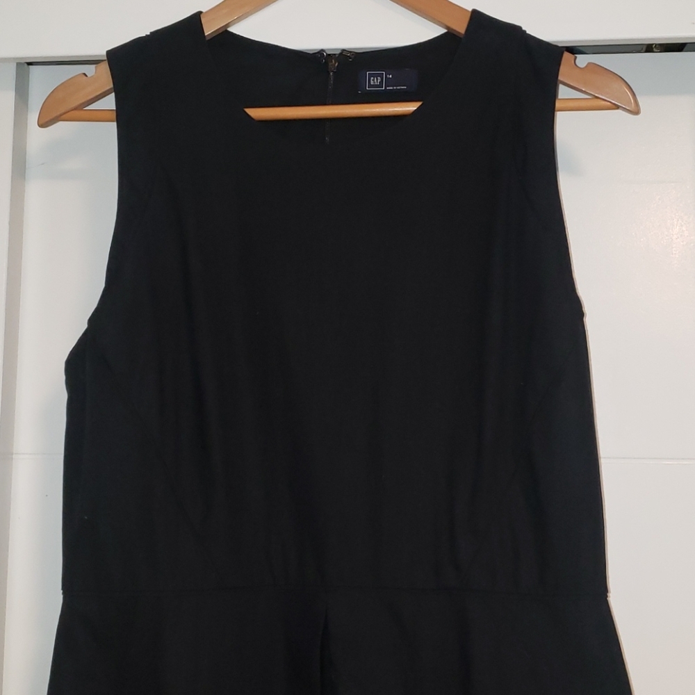 GAP linen dress